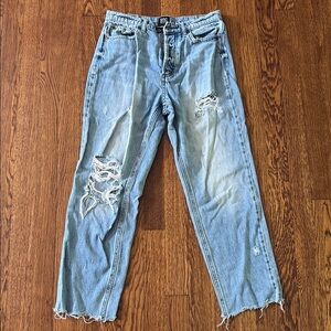 Distressed Blue Jeans (slim straight)